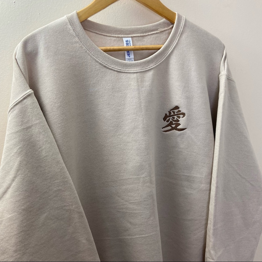 Gaara Embroidered Sweatshirt Brown Letter “Love”